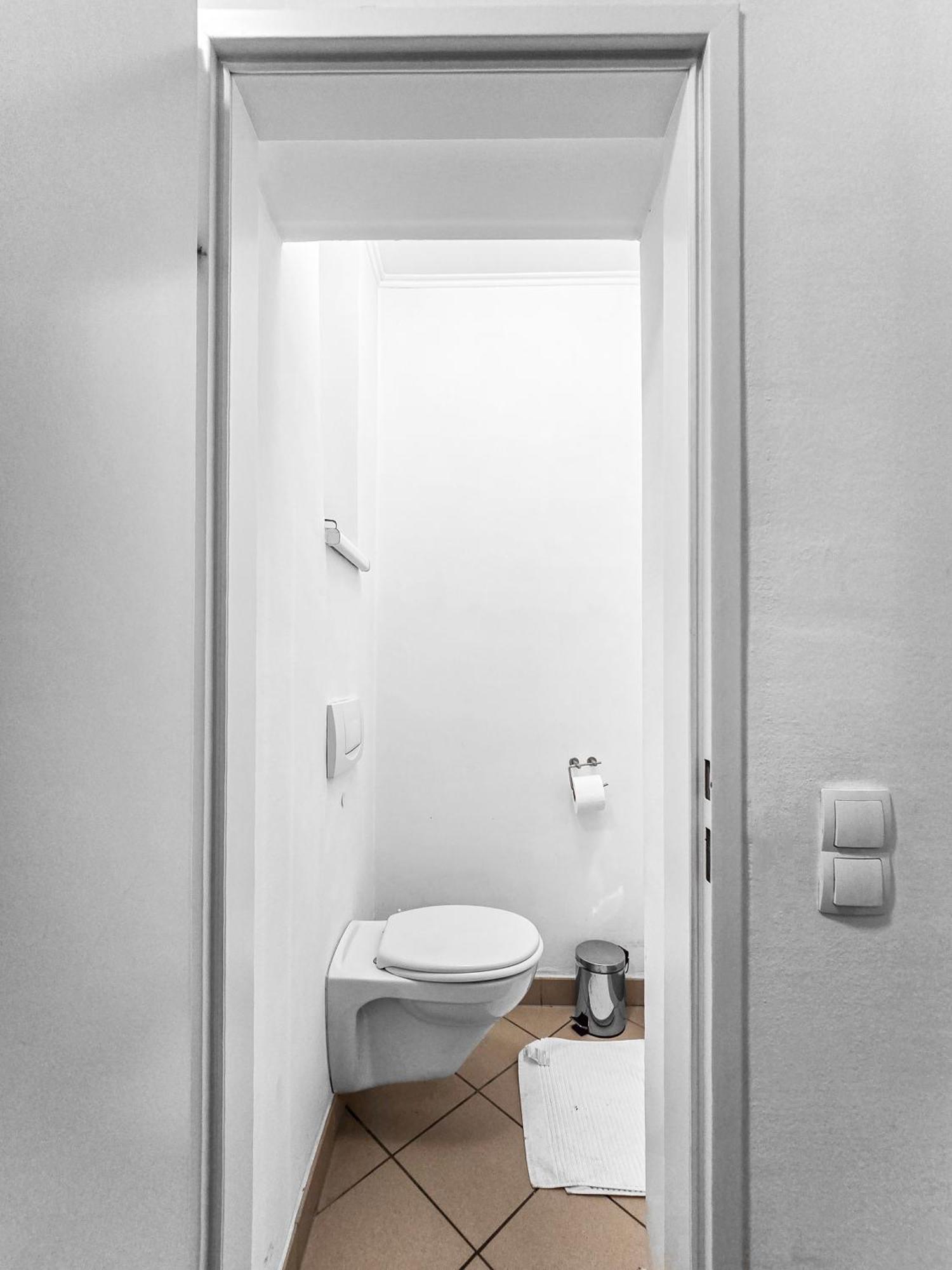 Spacious Three-Bedroom, Three King-Size Beds Vienna Esterno foto