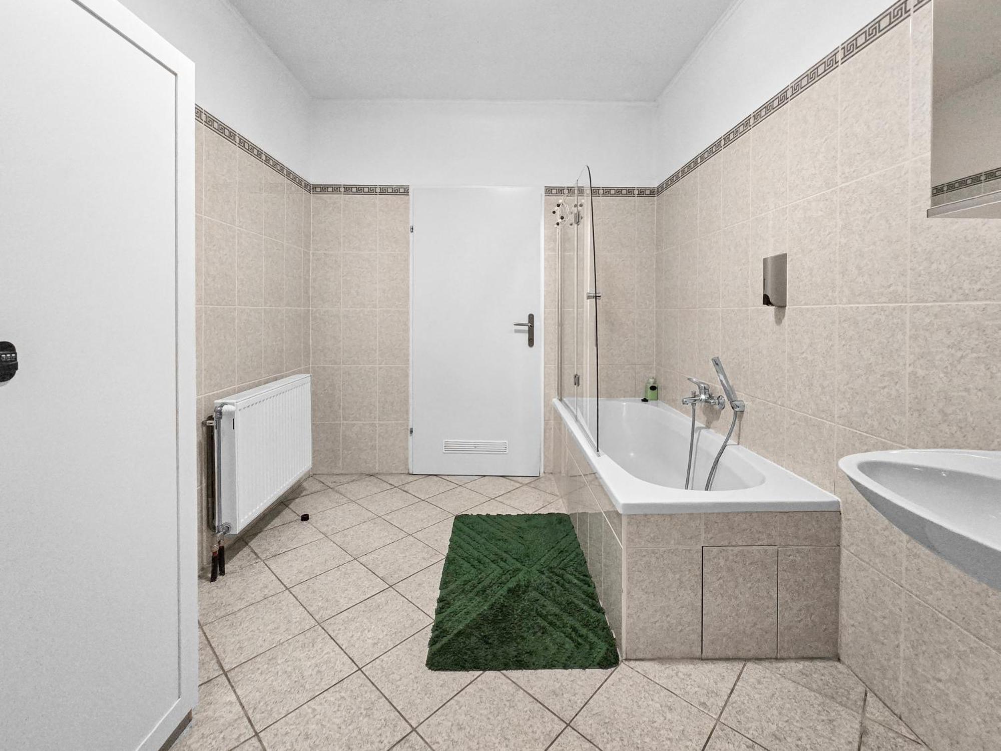 Spacious Three-Bedroom, Three King-Size Beds Vienna Esterno foto